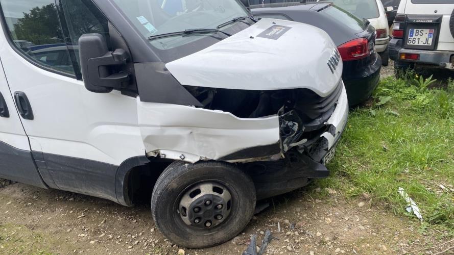 Image Custode avant gauche (porte) - IVECO DAILY 6