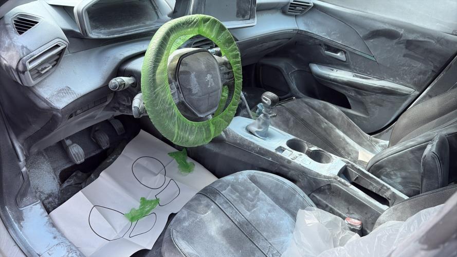 Image Trappe d'essence - PEUGEOT 208 2