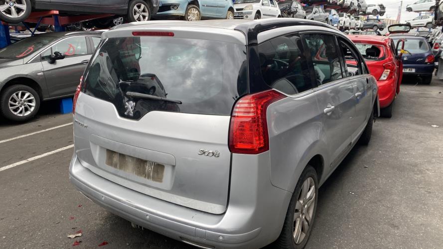 Image Feu arriere principal droit (feux) - PEUGEOT 5008 1