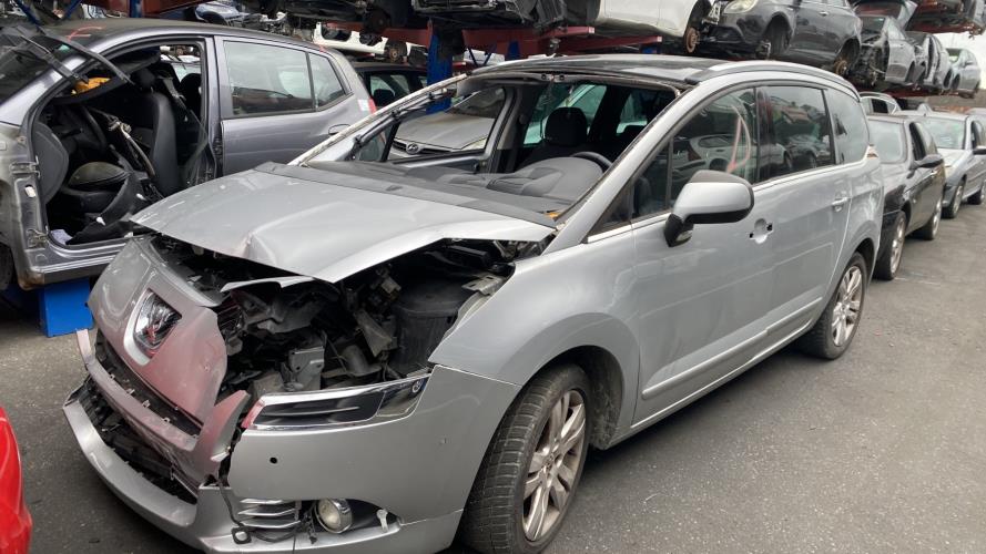 Image Feu arriere principal droit (feux) - PEUGEOT 5008 1