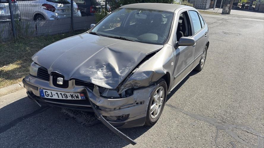 Image Feu arriere secondaire droit (feux) - SEAT LEON 1