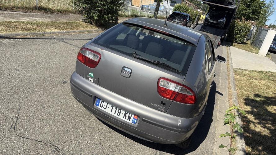 Image Feu arriere secondaire droit (feux) - SEAT LEON 1