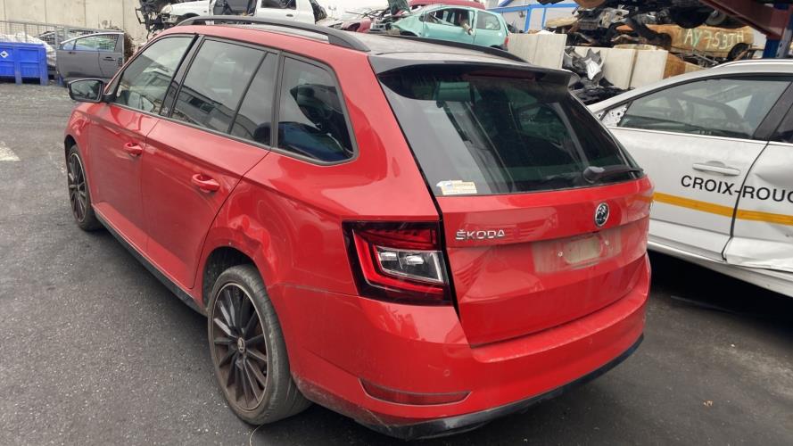 Image Boite a gants - SKODA FABIA 3