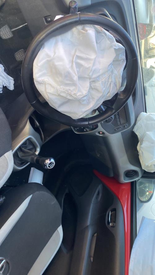 Image Eclairage de plafonnier - TOYOTA AYGO 2