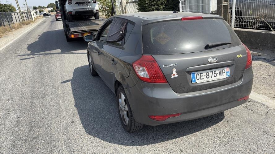 Image Feu arriere principal gauche (feux) - KIA CEE-D 1