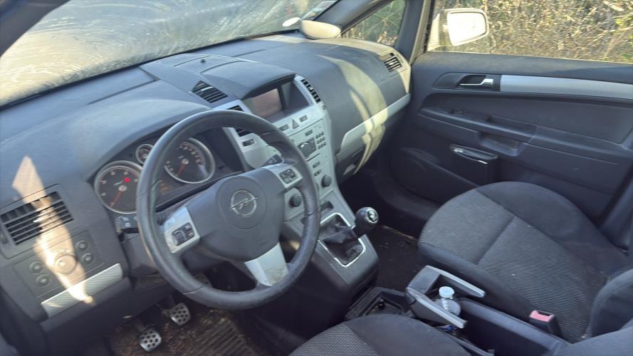Image Porte avant gauche - OPEL ZAFIRA B