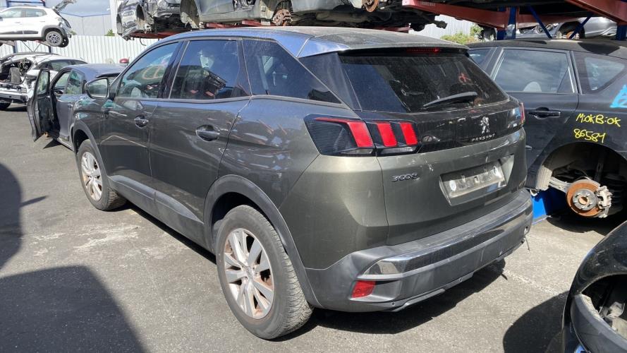 Image Feu arriere stop central - PEUGEOT 3008 2