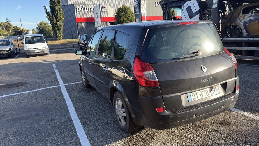 Image Moteur - RENAULT GRAND SCENIC 2