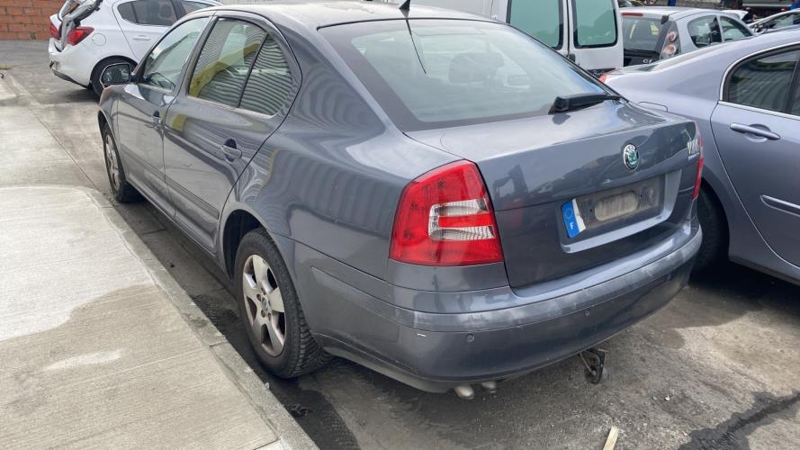 Image Retroviseur droit - SKODA OCTAVIA 2