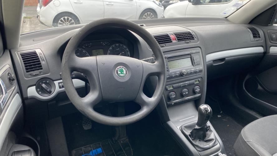 Image Retroviseur droit - SKODA OCTAVIA 2