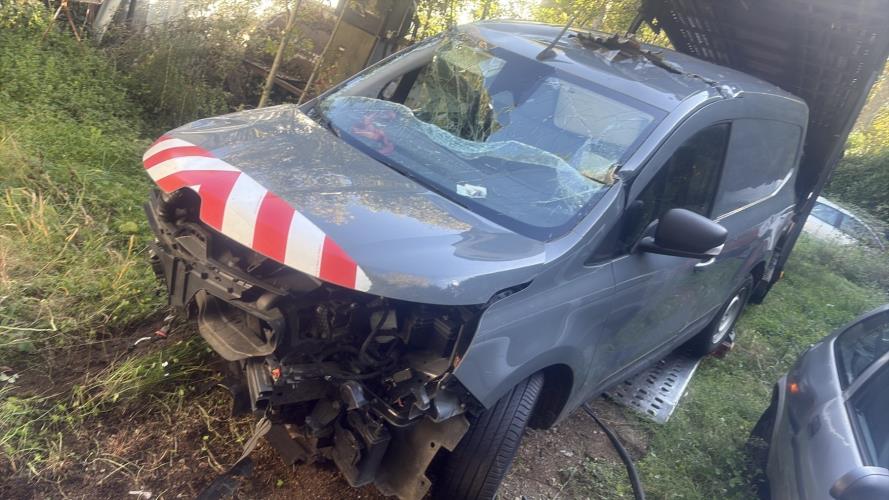 Image Interrupteur de leve vitre avant gauche - RENAULT KANGOO 3