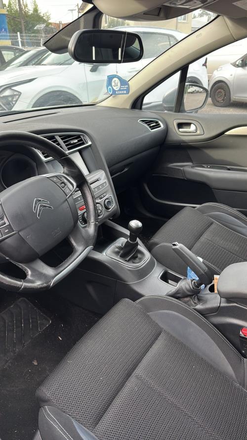 Image Feu arriere principal gauche (feux) - CITROEN C4 2