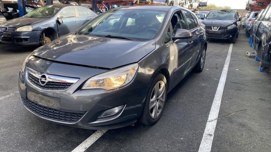 Image Moteur - OPEL ASTRA J