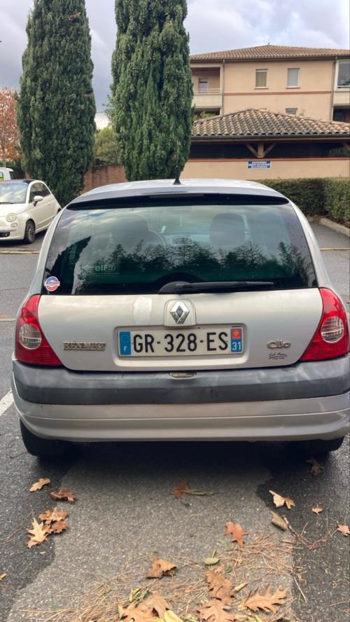 Image Anti brouillard gauche (feux) - RENAULT CLIO 2