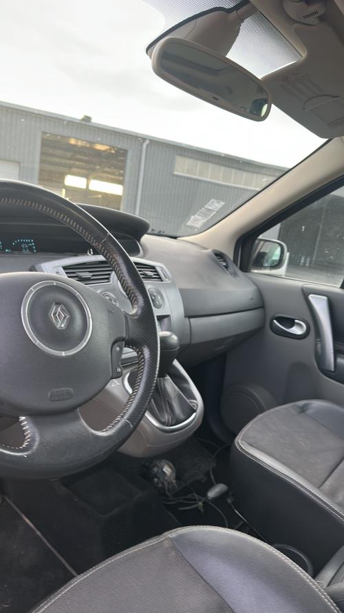 Image Calculateur - RENAULT SCENIC 2