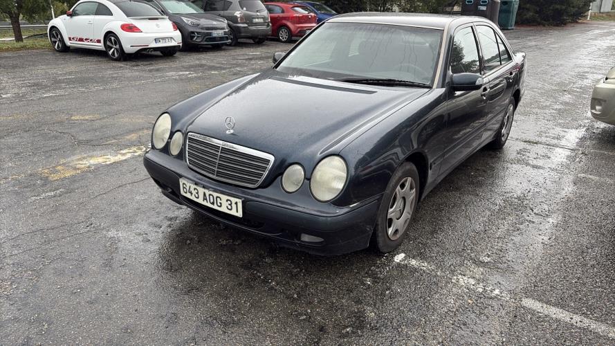 Image Calculateur - MERCEDES CLASSE E 210