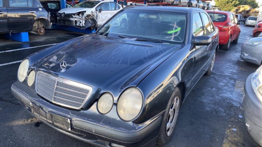 Image Calculateur - MERCEDES CLASSE E 210