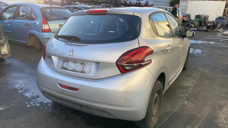 Image Volant - PEUGEOT 208 1
