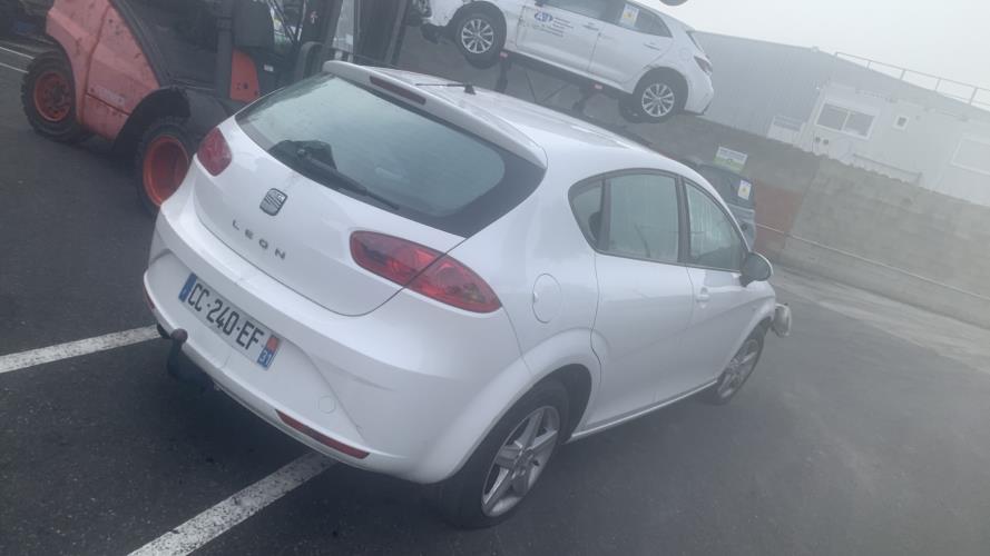 Image Feu arriere principal droit (feux) - SEAT LEON 2