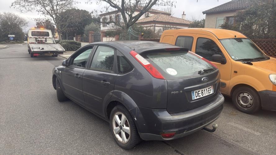 Image Pare choc arriere - FORD FOCUS 2
