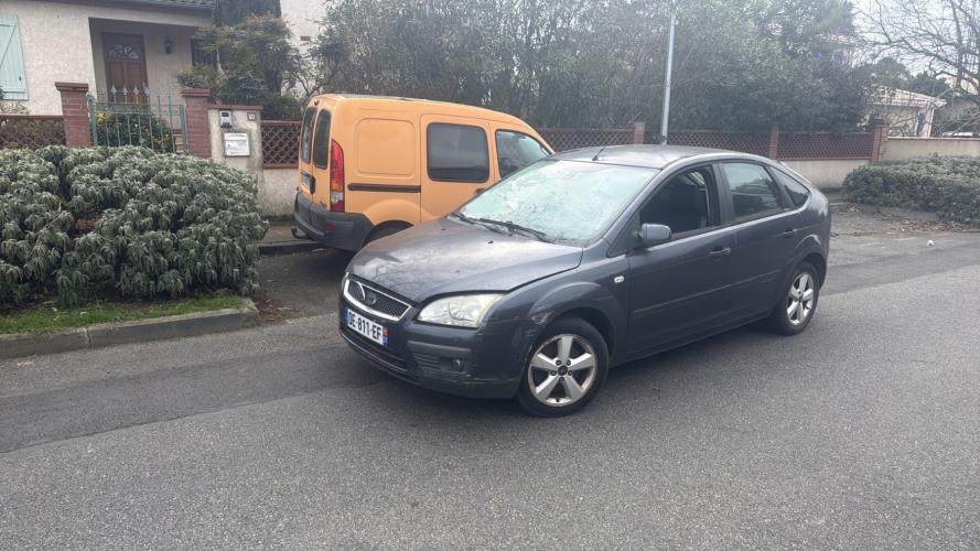 Image Pare choc arriere - FORD FOCUS 2