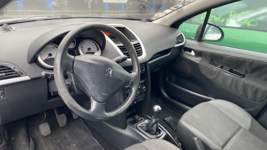 Image Feu arriere principal droit (feux) - PEUGEOT 207