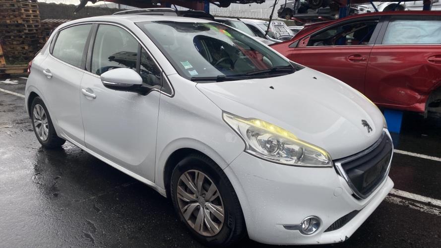 Image Calculateur - PEUGEOT 208 1