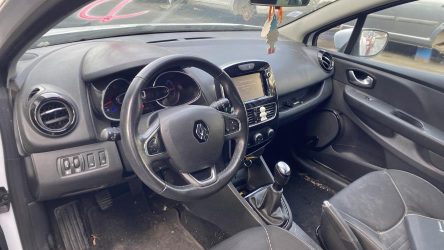 Image Porte fusible - RENAULT CLIO 4