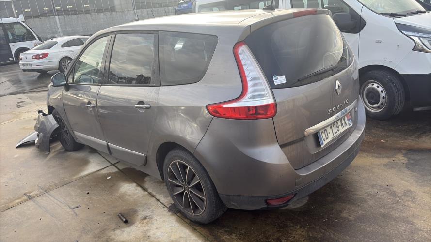 Image Porte avant gauche - RENAULT GRAND SCENIC 3