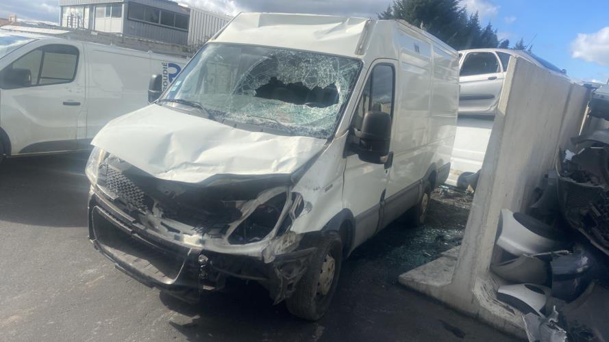 Image Custode avant droit (porte) - IVECO DAILY 4