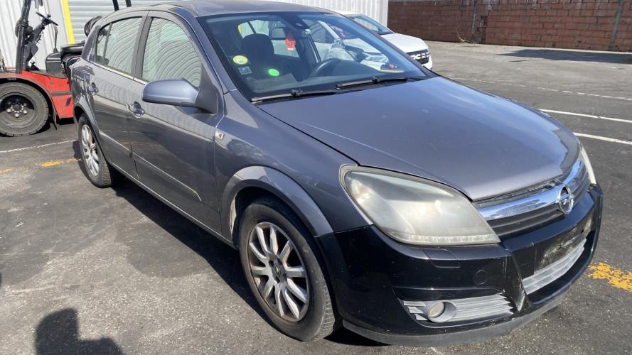 Image Eclairage de plafonnier - OPEL ASTRA H