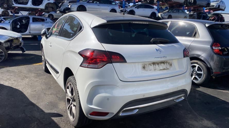 Image Porte avant gauche - CITROEN DS4