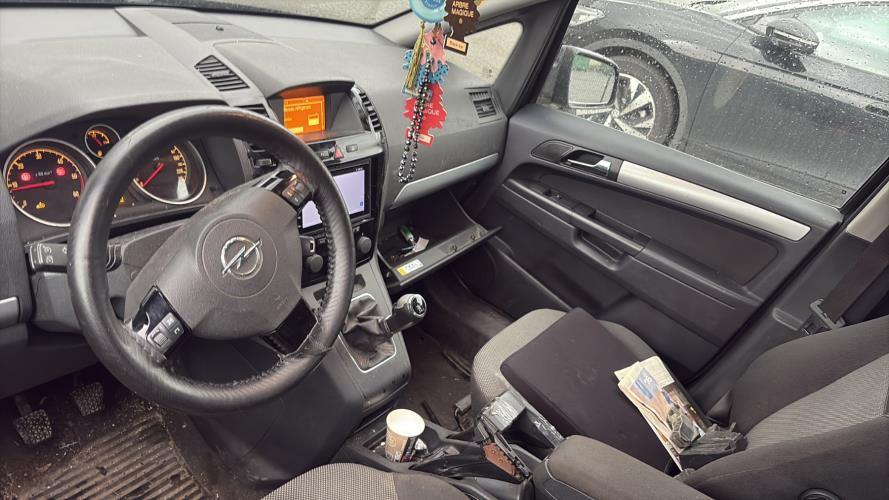 Image Moteur - OPEL ZAFIRA B
