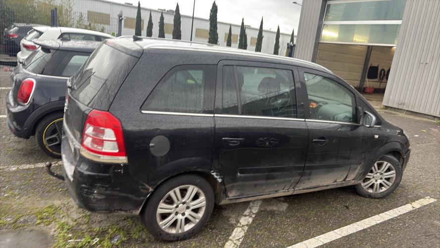 Image Moteur - OPEL ZAFIRA B