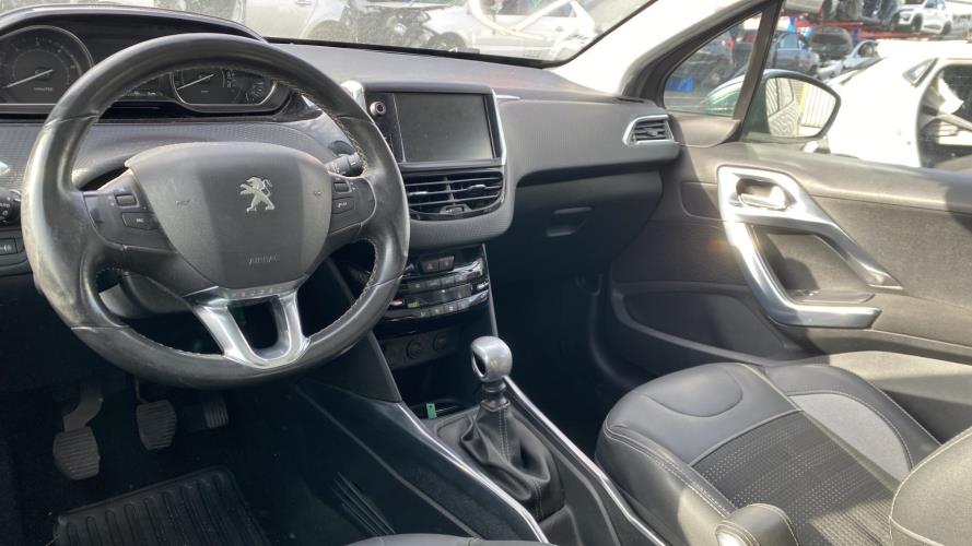 Image Feu arriere stop central - PEUGEOT 2008 1