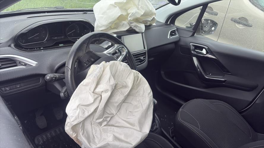 Image Moteur - PEUGEOT 208 1