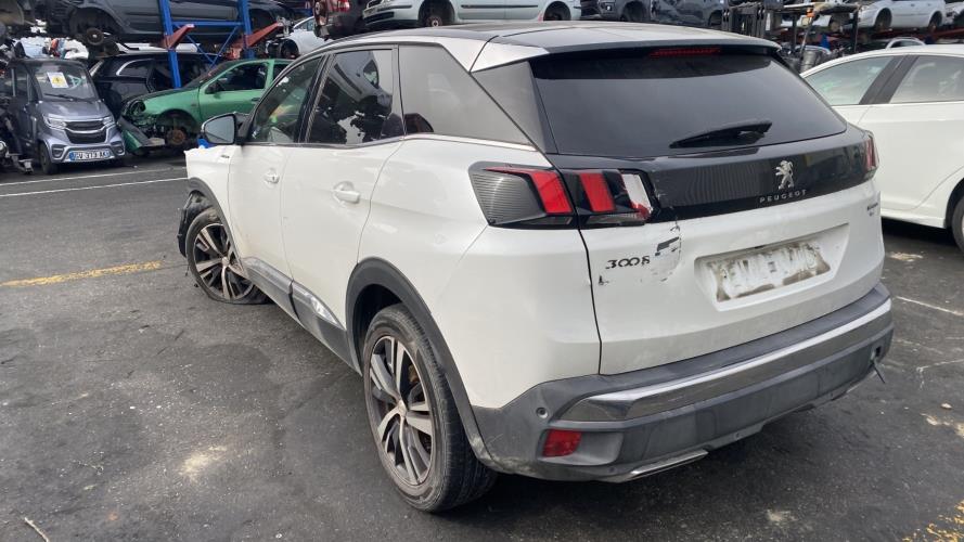 Image Feu arriere stop central - PEUGEOT 3008 2