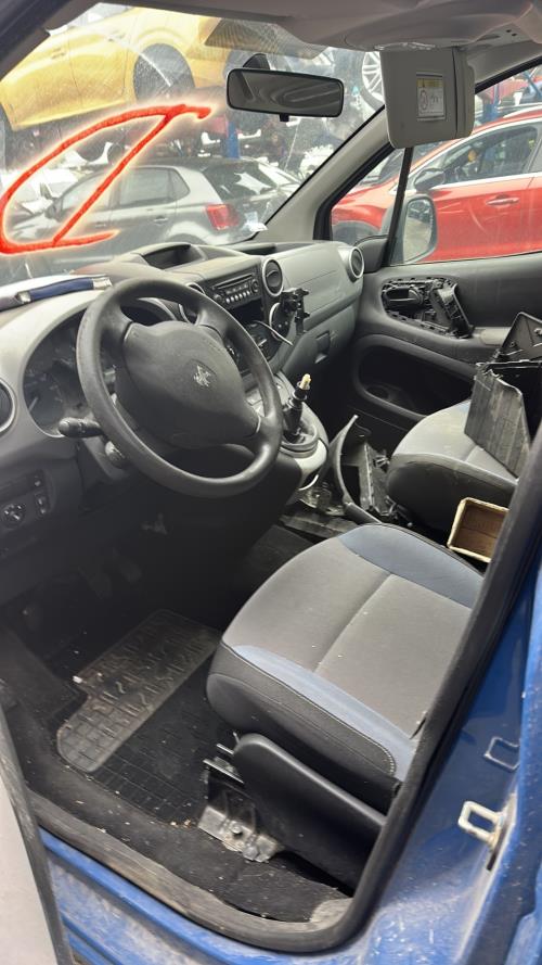 Image Pare choc arriere - PEUGEOT PARTNER 2
