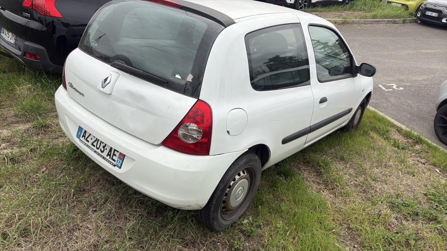Image Aile avant gauche - RENAULT CLIO 2 CAMPUS