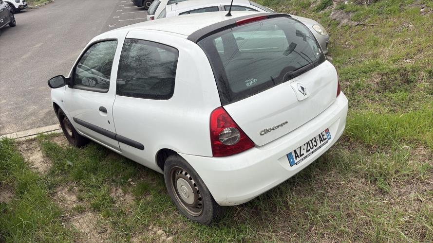 Image Aile avant gauche - RENAULT CLIO 2 CAMPUS