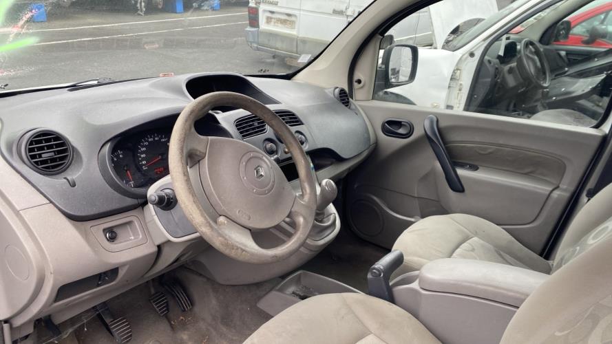 Image Pare choc avant - RENAULT KANGOO 2