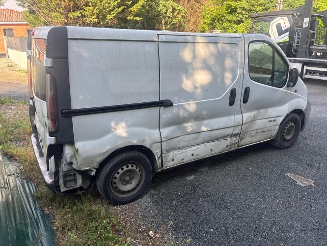 Image Aile avant droit - RENAULT TRAFIC 2