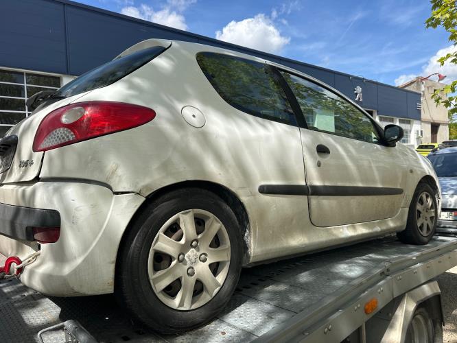 Image Pare choc arriere - PEUGEOT 206+