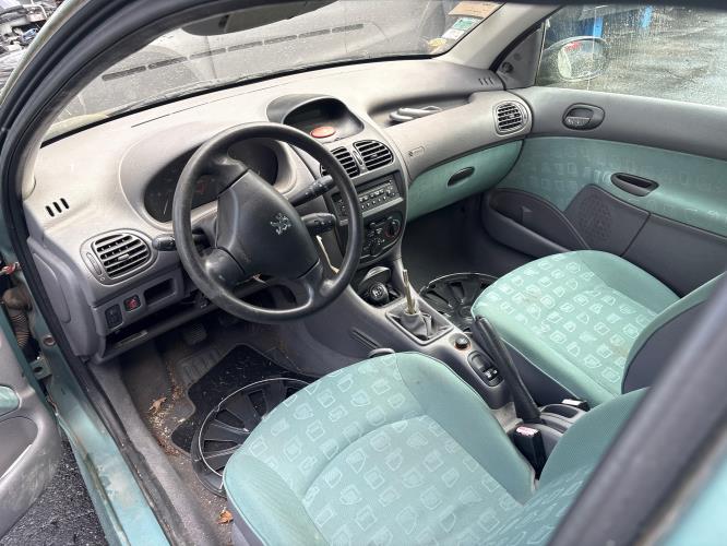 Image Feu arriere principal droit (feux) - PEUGEOT 206