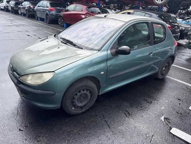 Image Feu arriere principal droit (feux) - PEUGEOT 206