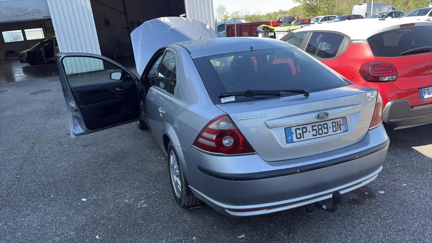 Image Feu arriere principal gauche (feux) - FORD MONDEO 2