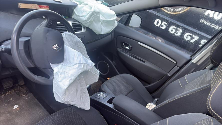 Image Calculateur - RENAULT SCENIC 3