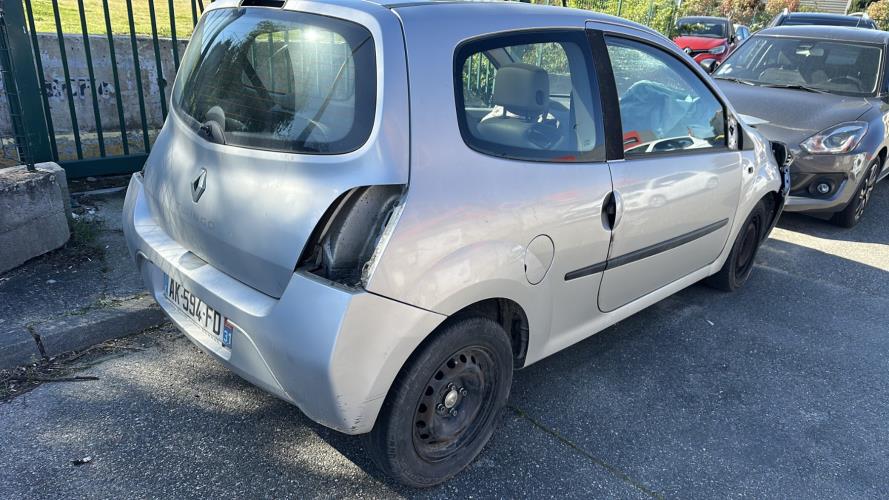Image Pare choc arriere - RENAULT TWINGO 2