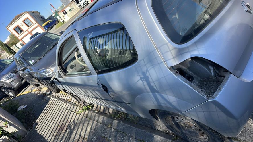 Image Pare choc arriere - RENAULT TWINGO 2