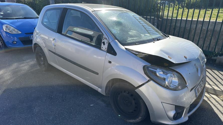 Image Pare choc arriere - RENAULT TWINGO 2